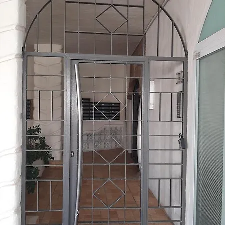 公寓 Puerto Marina Family 贝纳尔马德纳